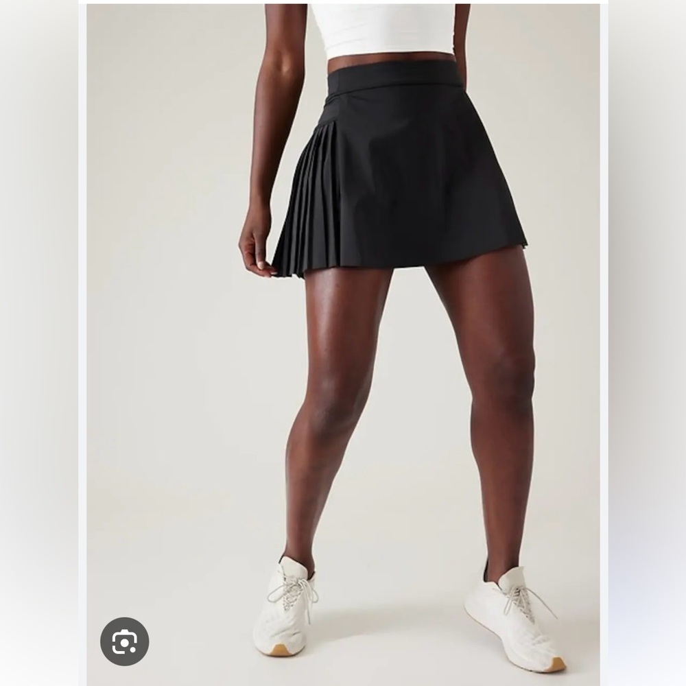Athlete Black Pleated Mini Skirt